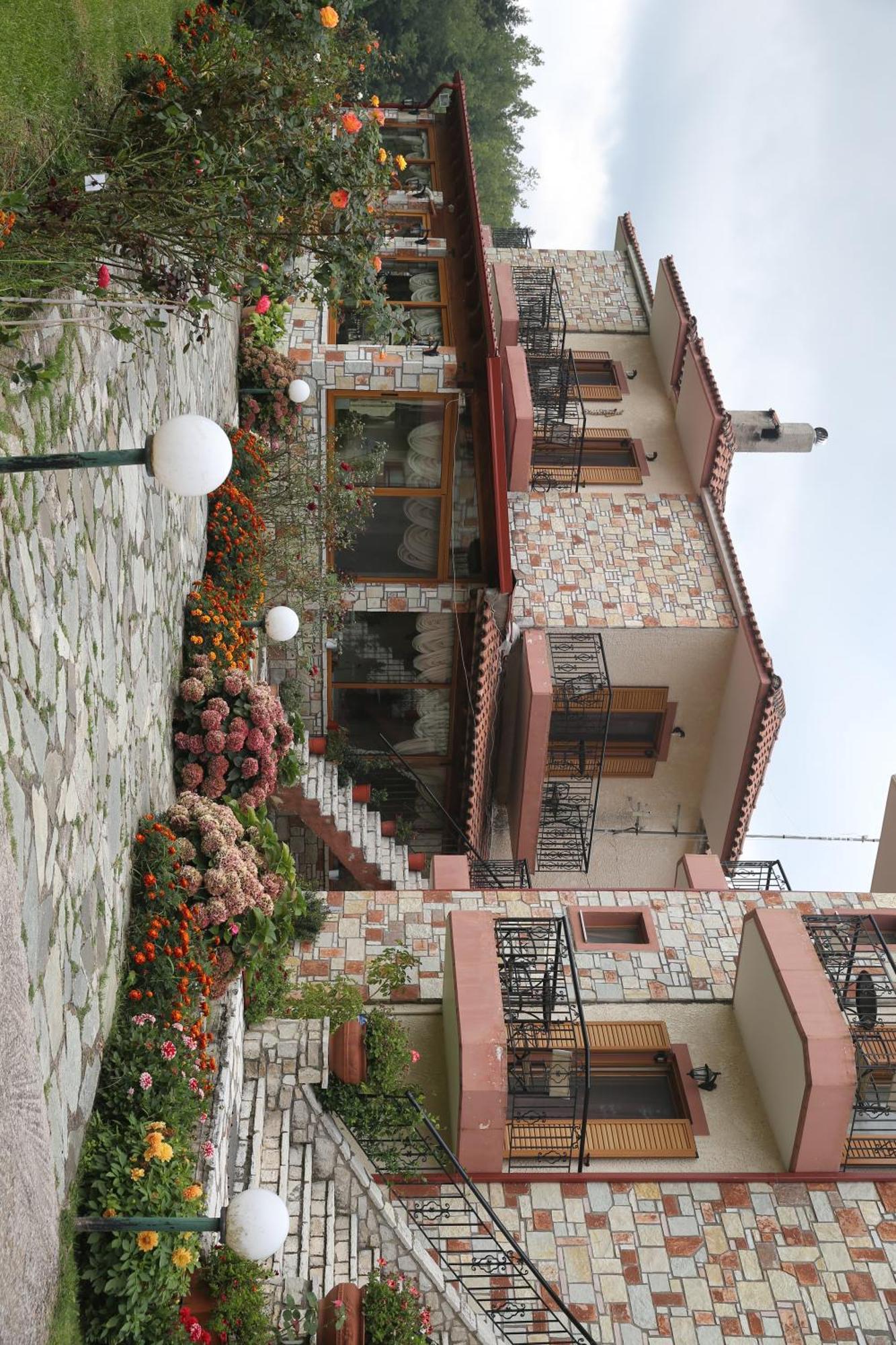 Hotel Orama Kryonerion Exterior photo